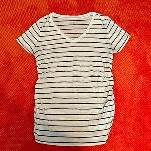 Isabel maternity stretch tee. Black and white